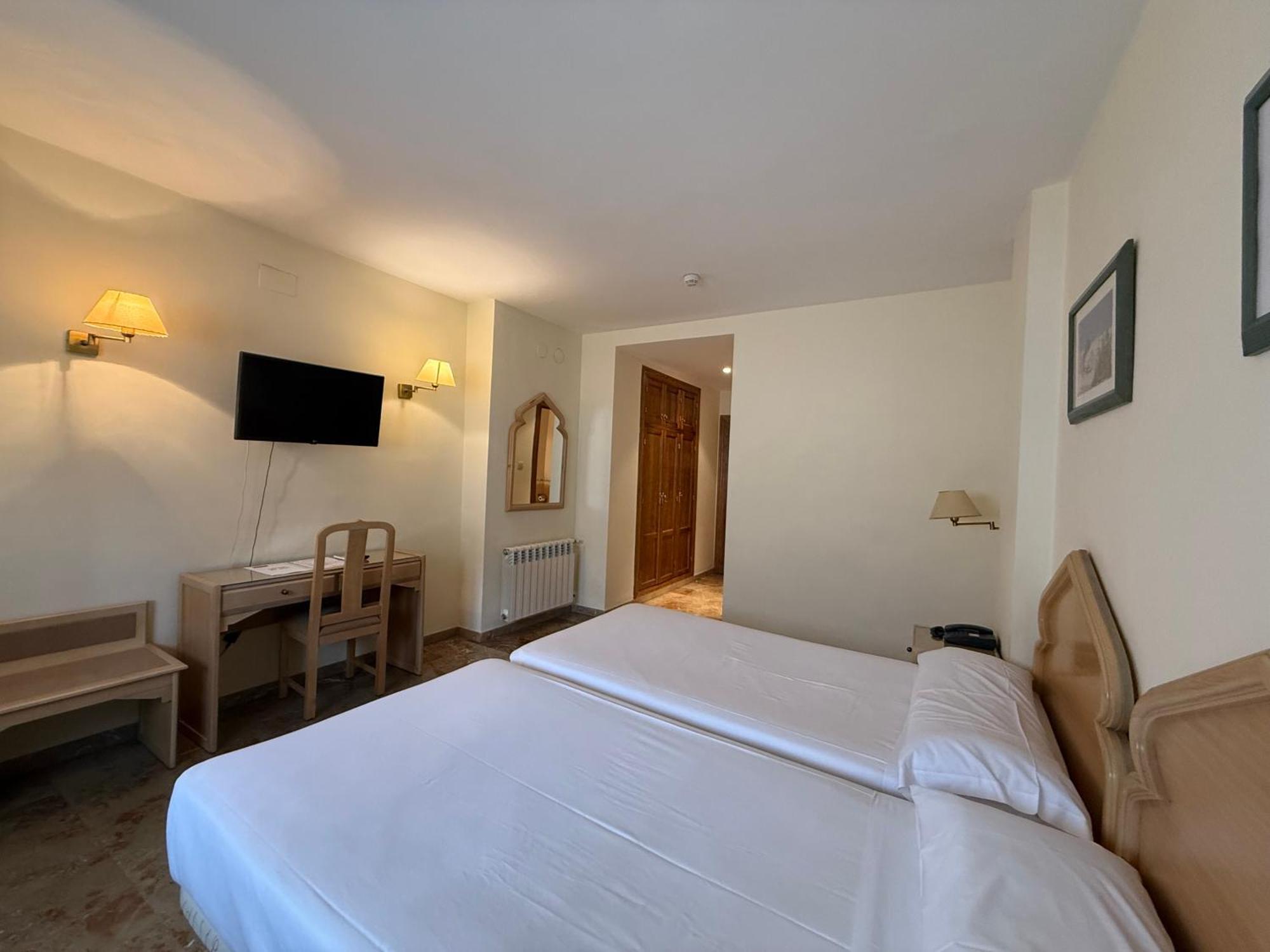 Hotel El Sol Lanjarón Exteriör bild